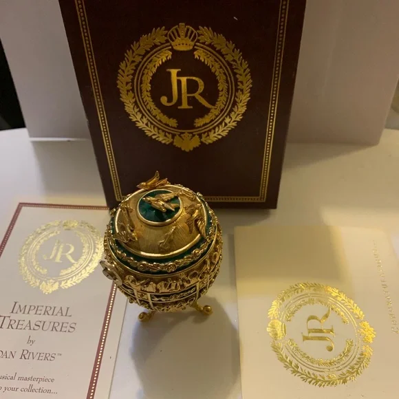 Joan Rivers Imperial Treasures The Music Box Enamel Egg Figurine